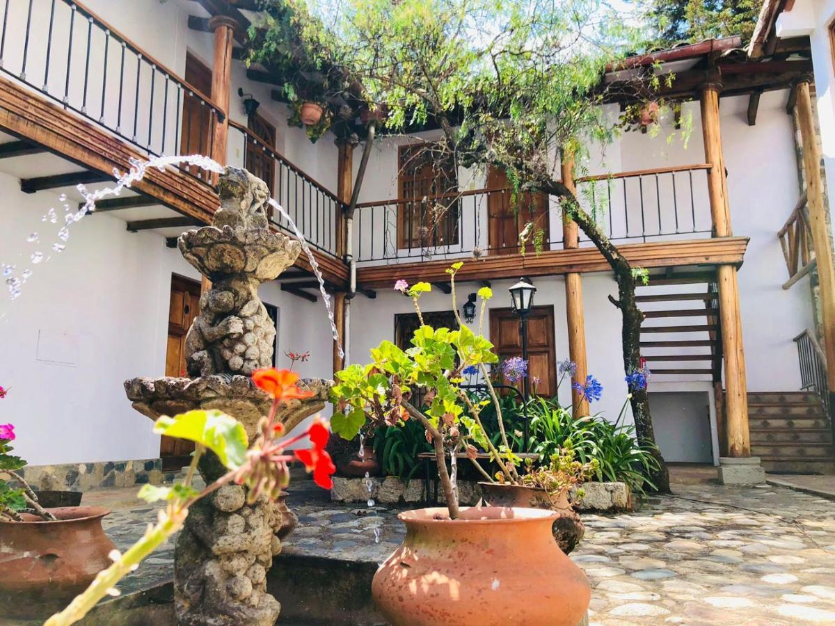 Hotel El Patio De Monterrey Уарас Экстерьер фото