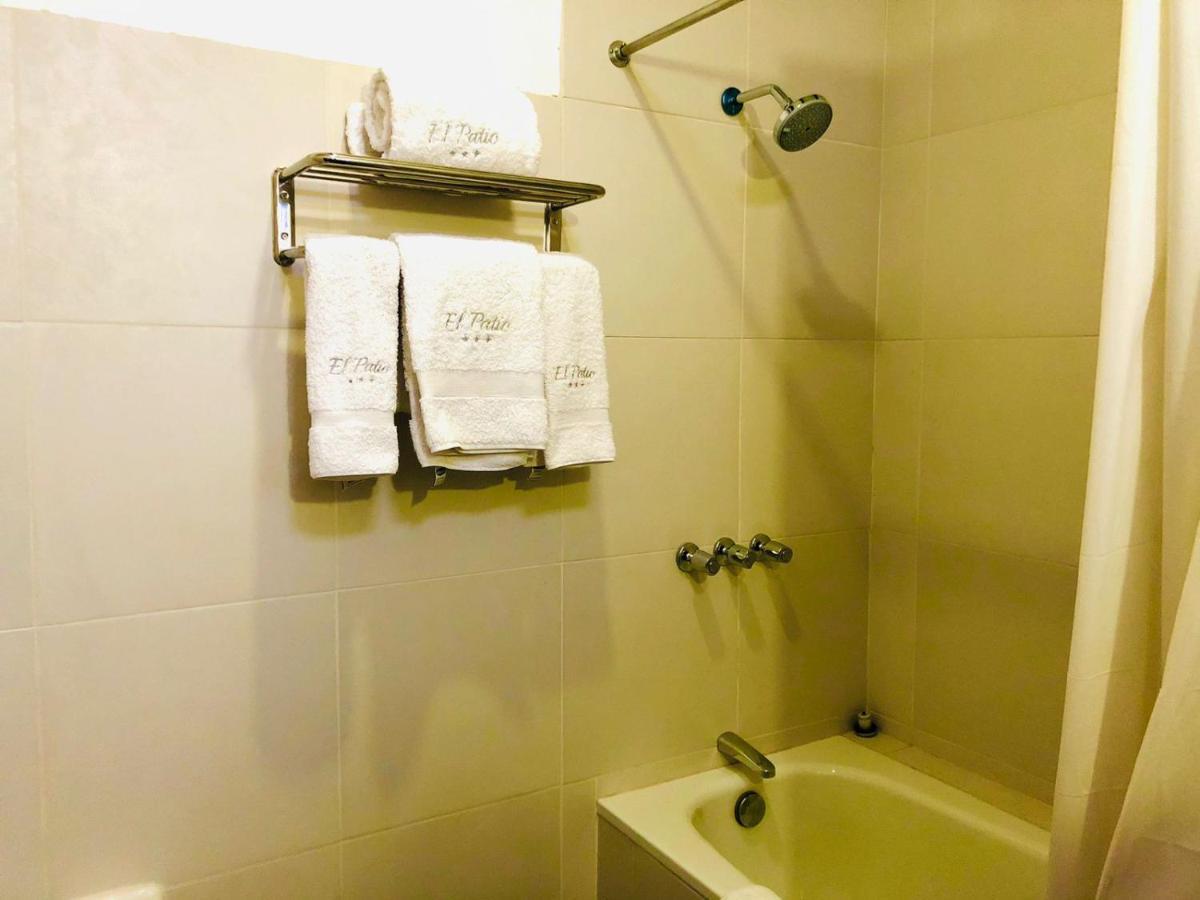 Hotel El Patio De Monterrey Уарас Экстерьер фото