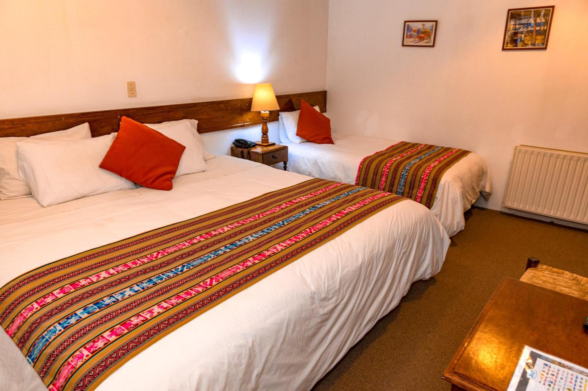 Hotel El Patio De Monterrey Уарас Экстерьер фото