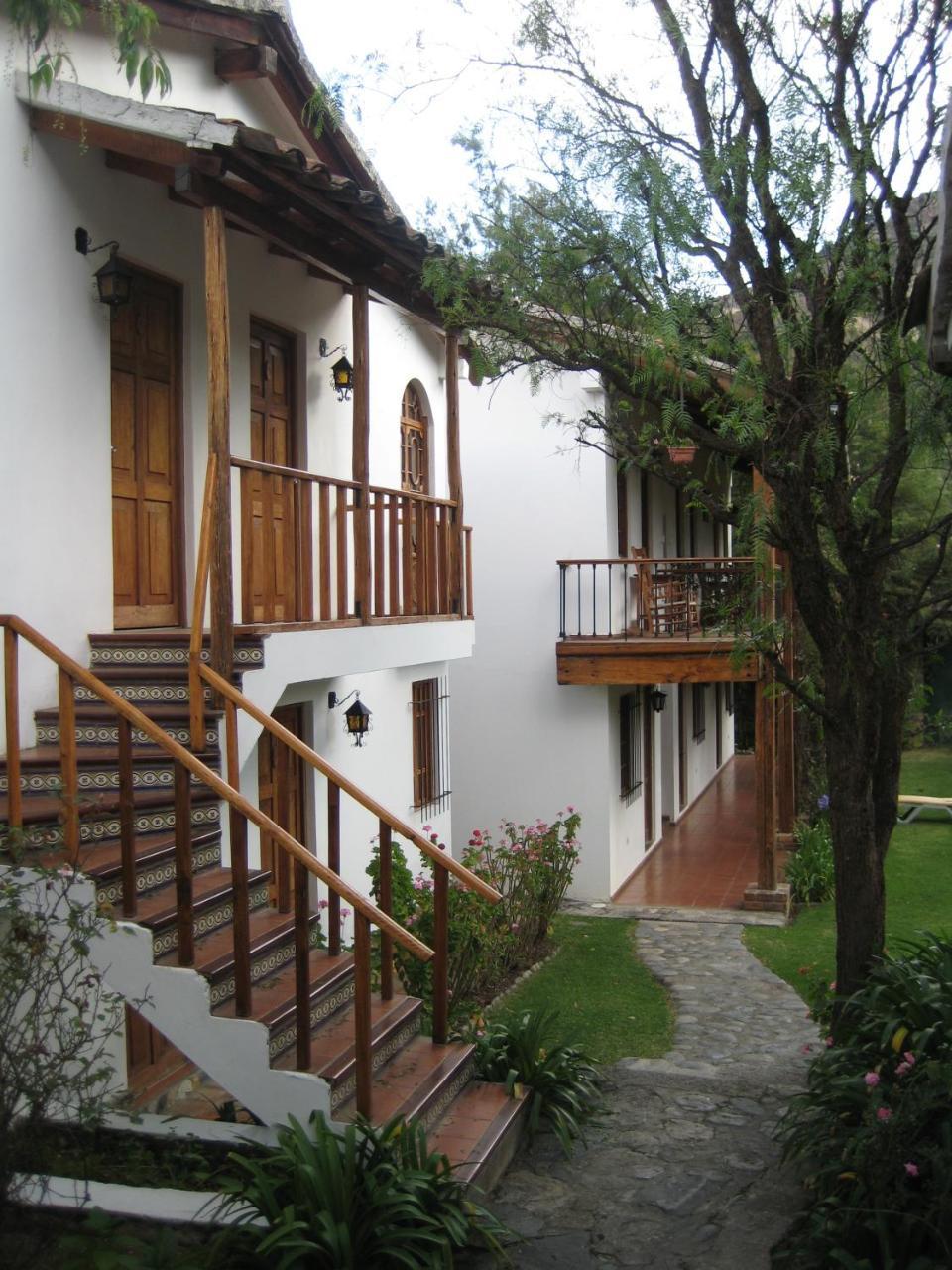 Hotel El Patio De Monterrey Уарас Экстерьер фото