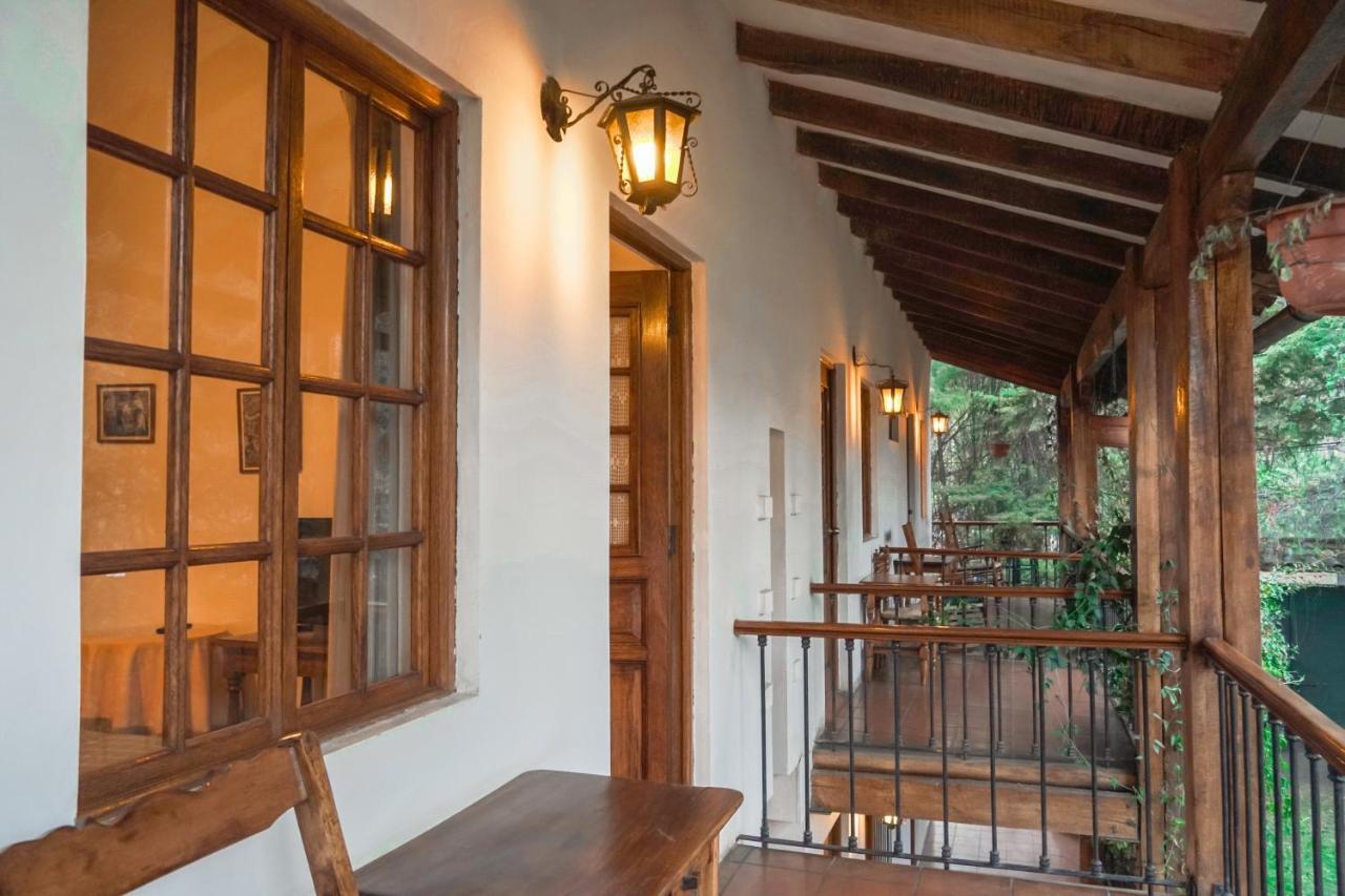 Hotel El Patio De Monterrey Уарас Экстерьер фото